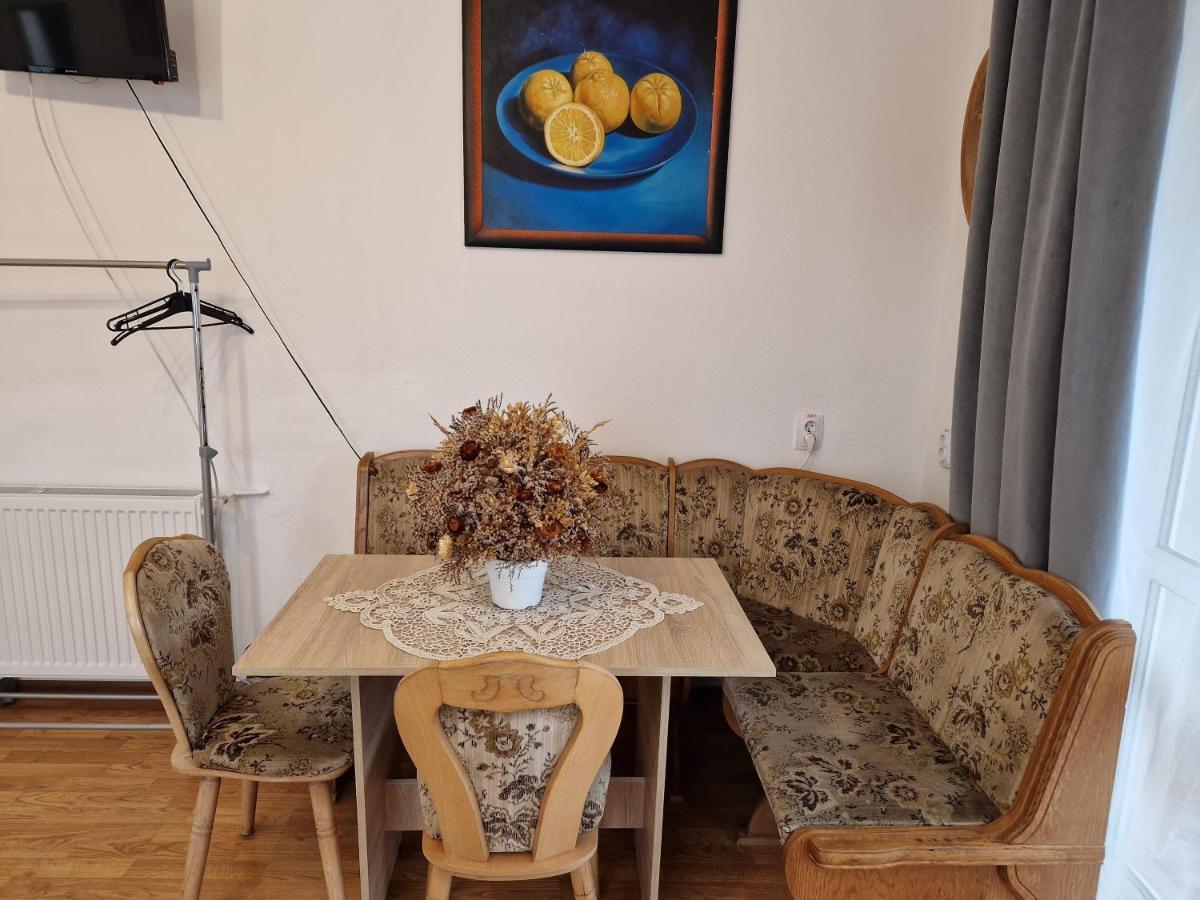 Sepsi Relax Hotel Sfantu Gheorghe  Exterior photo